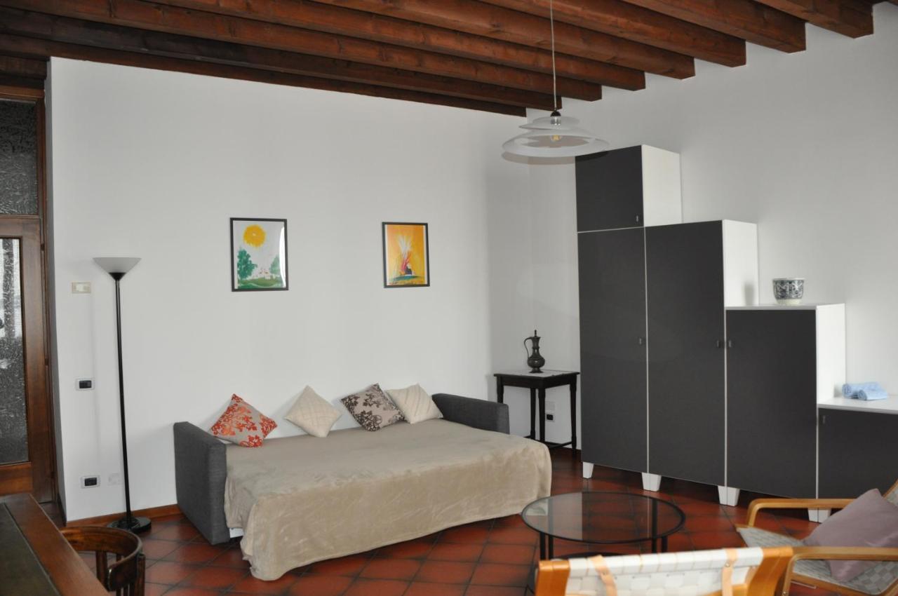 Appartamento Le Volte Toscolano-Maderno Exterior foto
